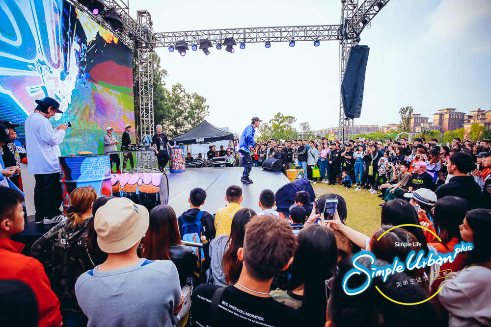 ZSOUND Line Array and Subwoofer Bring Stunning Sound to Chengdu Simple Life Music Festival