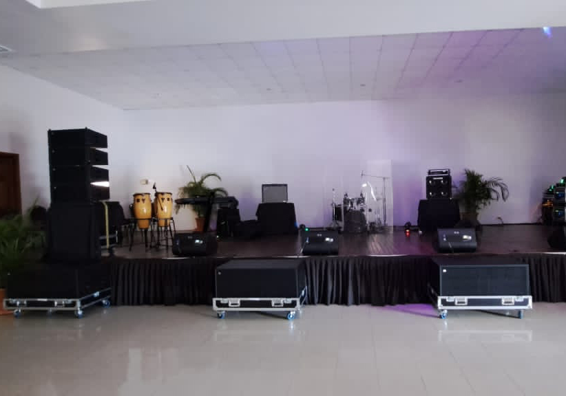 ZSOUND line array system LA210, S28, and M5P Elevate Indoor Events to Unprecedented Heights!